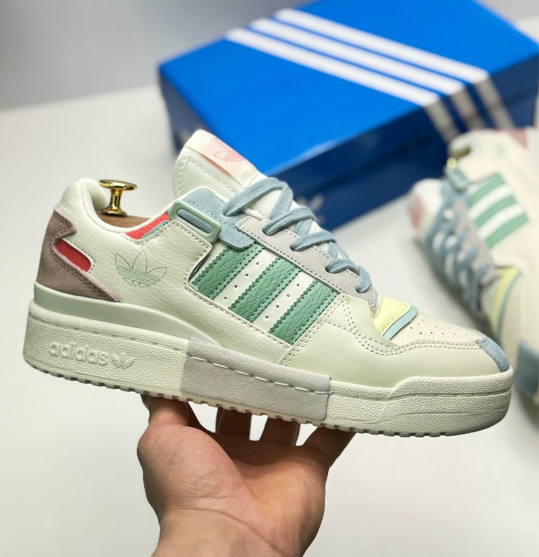 кроссовки adidas,кроссовки женские adidas,кроссовки,кроссовки адидас,адидас люкс кроссовки