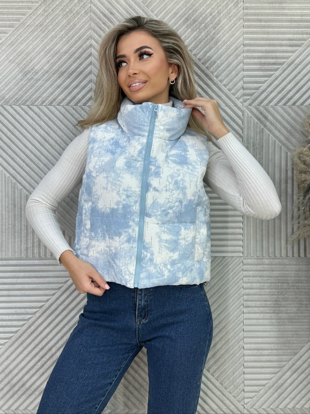 жилет женский двухсторонний,демисезонная жилетка,теплый жилет,жилет женский,жилетка короткая утепленная