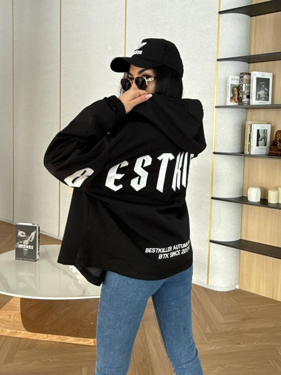 стильная куртка,куртка женская,легкая куртка,куртка короткая,куртка женская модная