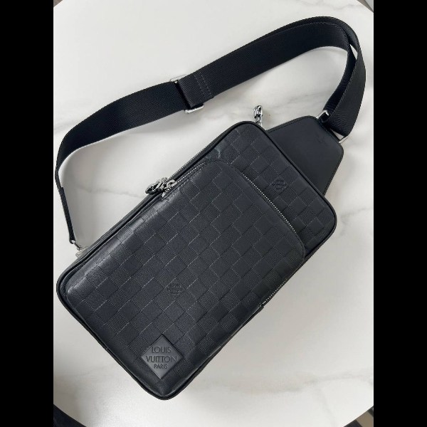 мужская сумка louis vuitton,сумка на плечо louis vuitton,луи виттон сумка мужская через плечо,cумка louis vuitton,сумка слинг louis vuitton