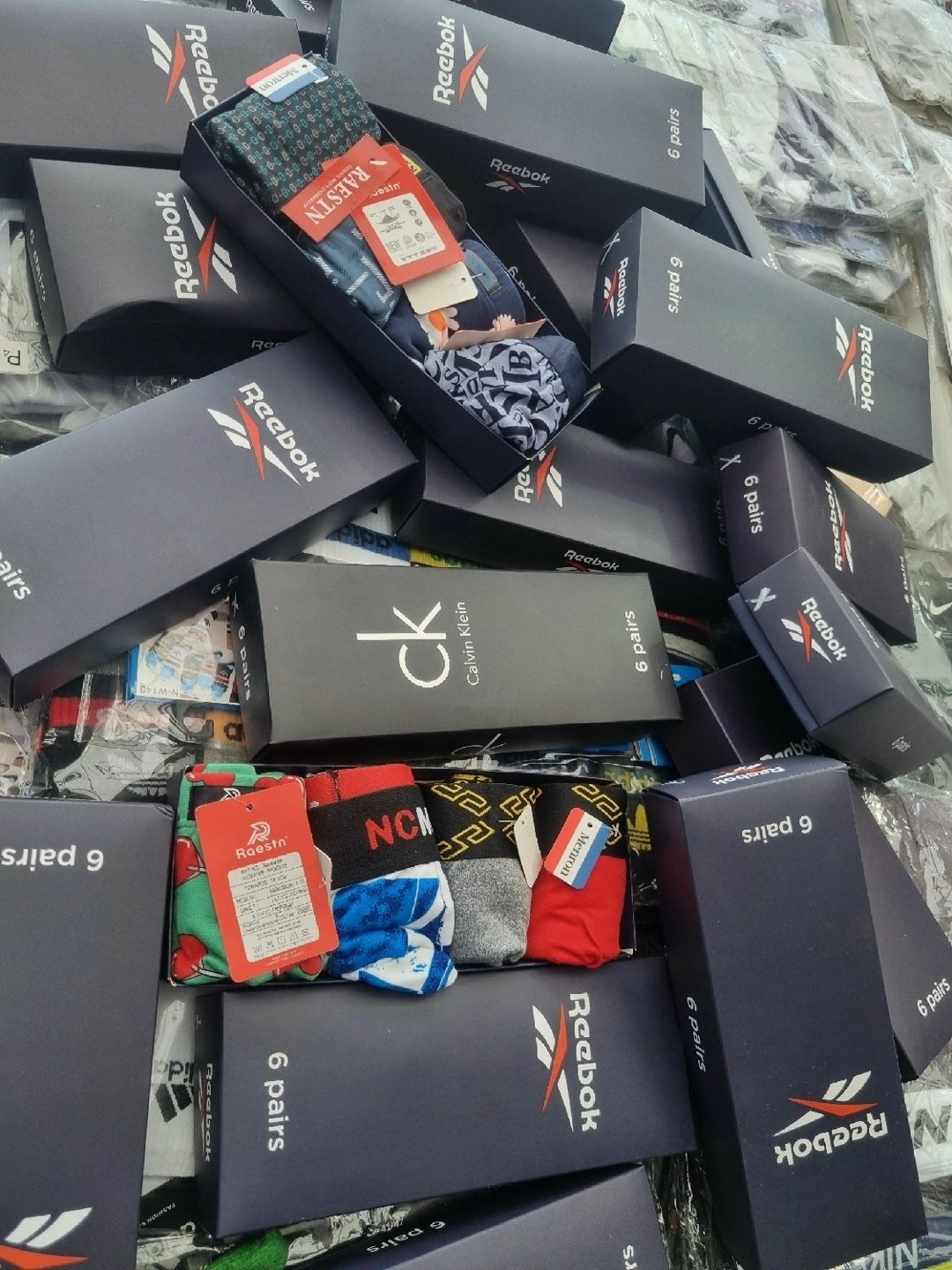 набор мужских трусов,набор трусов для мужчин,трусы calvin klein мужские,трусы кельвин кляйн мужская набор,подарочный набор трусов