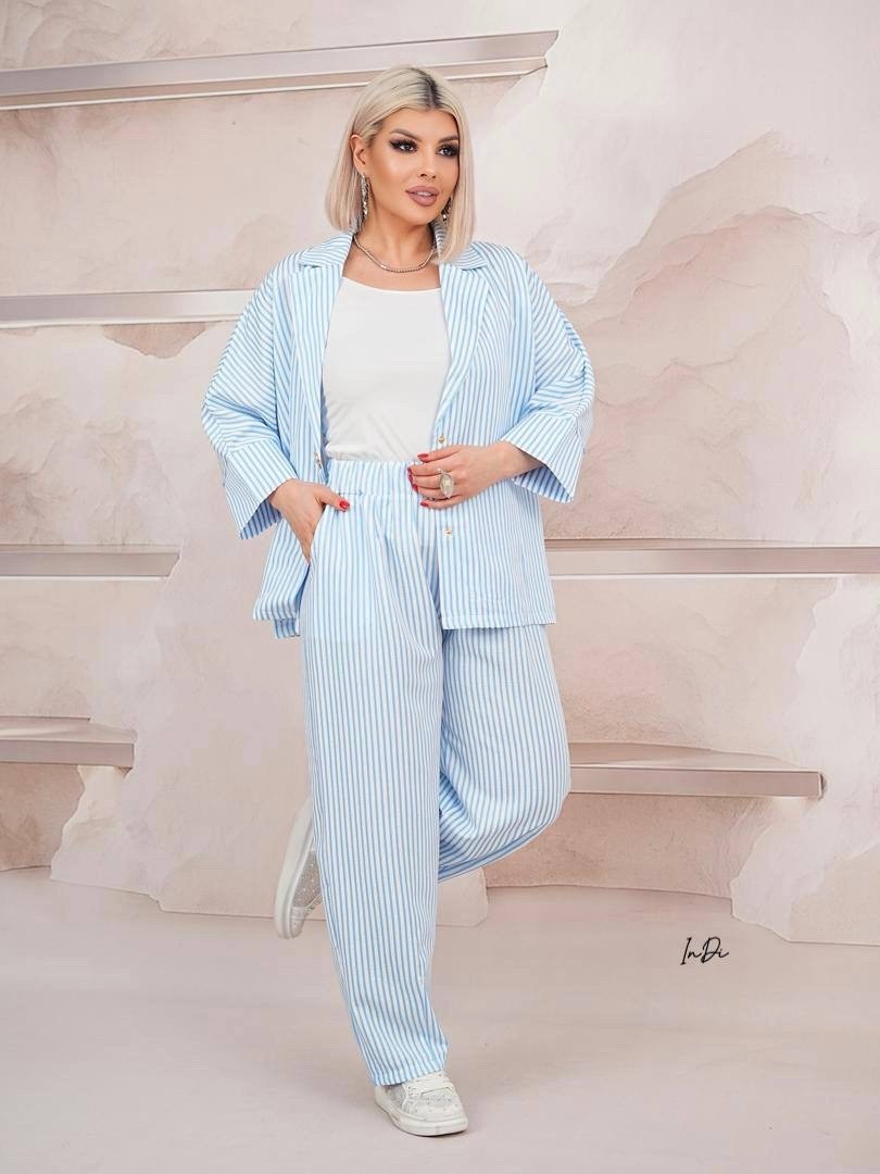 брючный костюм,костюм женский брючный,костюм брючный женский стильный,костюм брючный 720 светло-голубой vilena,брючный костюм в полоску