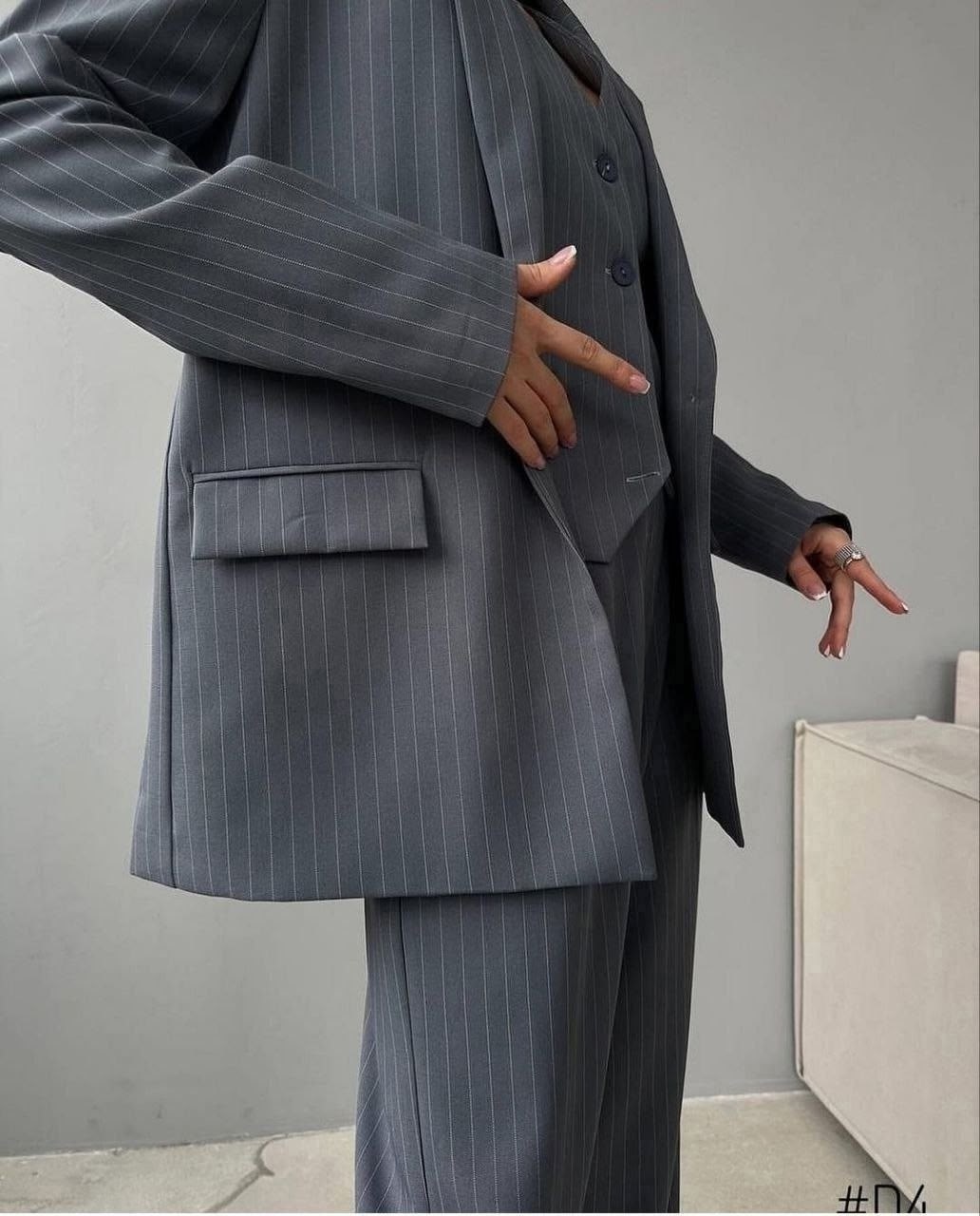 женский костюм тройка,женские костюмы,костюм серый,брючной костюм,женские брючные костюмы