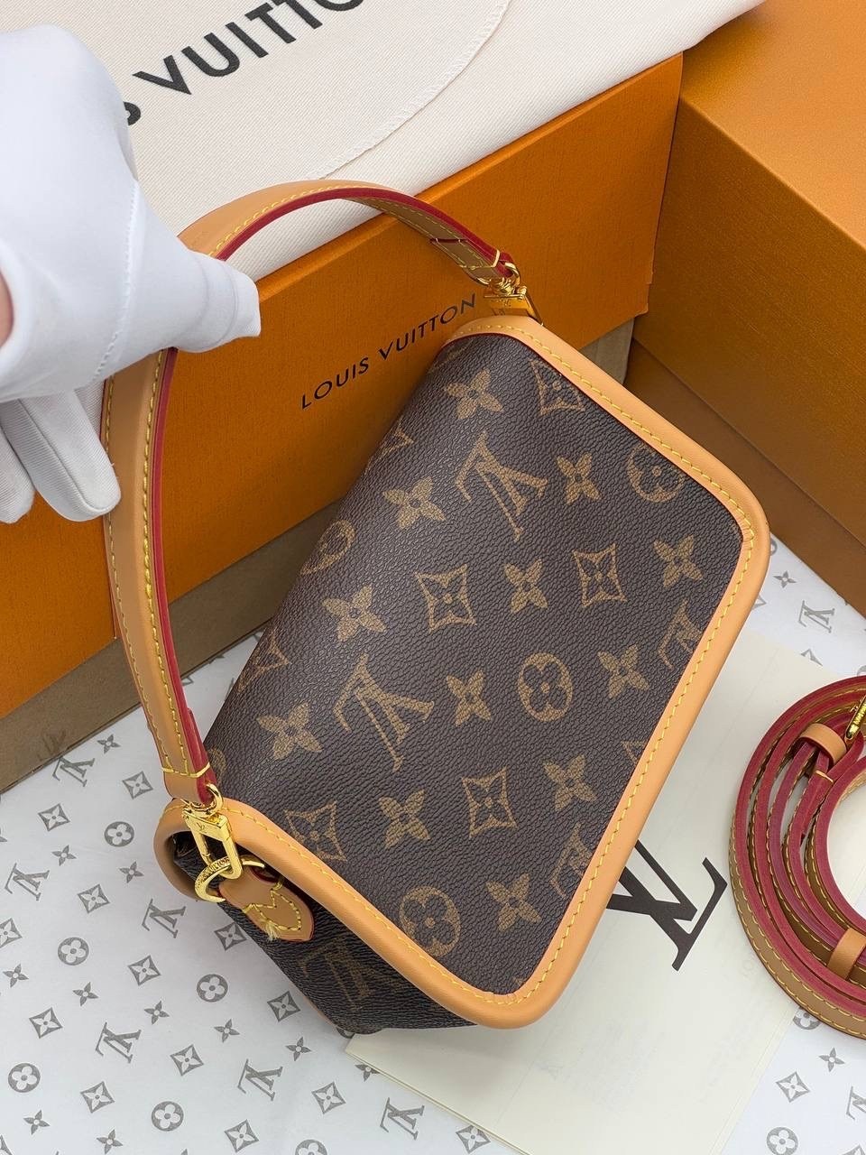 сумкa louis vuitton,louis vuitton сумка женская,louis vuitton сумка на плечо,сумочка луи виттон,сумка луи виттон