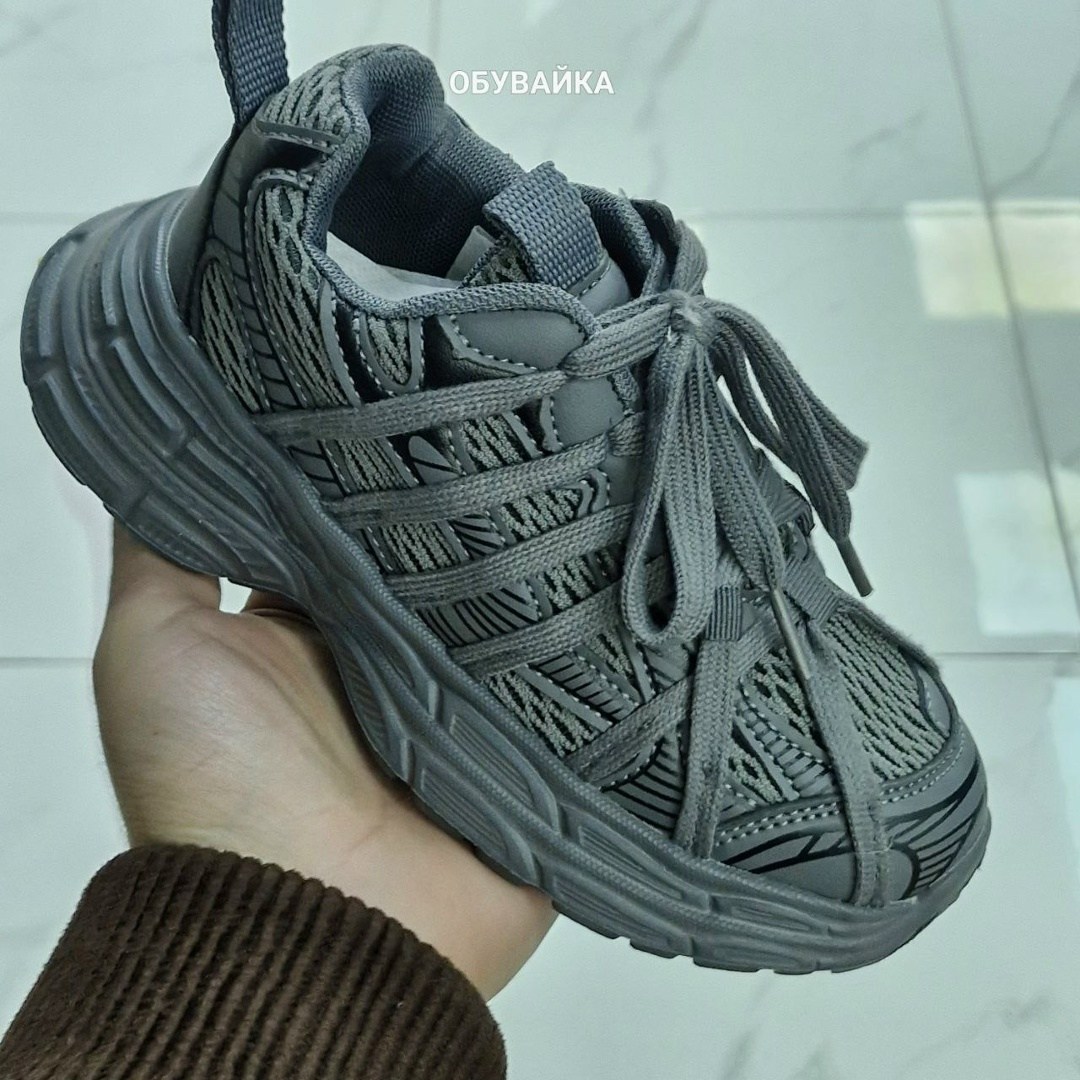 кроссовки,женские кроссовки,массивные кроссовки,черные кроссовки,модные кроссовки