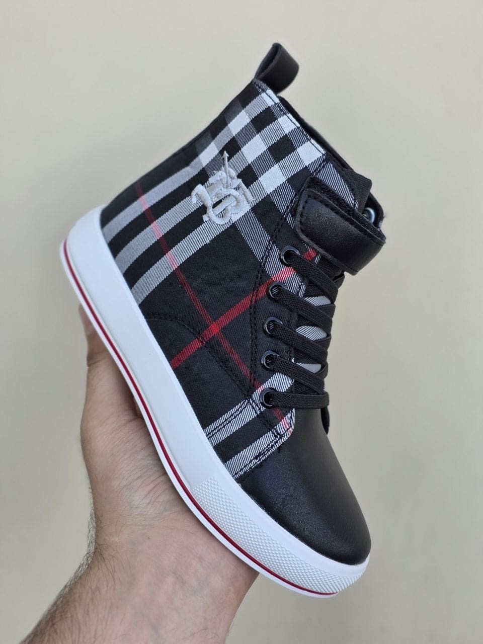 кроссовки burberry,кеды burberry,кеды берберри,,барбери детская