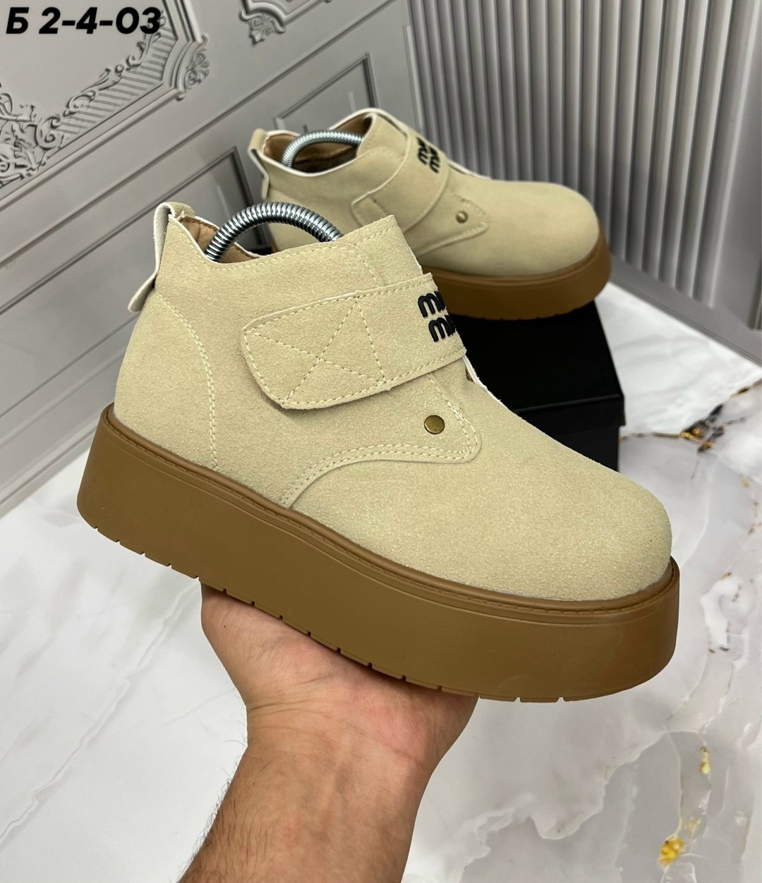 ботинки замшевые miu miu,,ботинки miu miu,ботинки женские зимние miu miu, женская