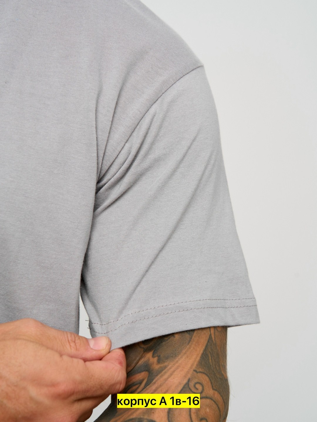 футболка серая однотонная,футболка серая,футболка серого цвета,футболки мужские,футболка мужская серая
