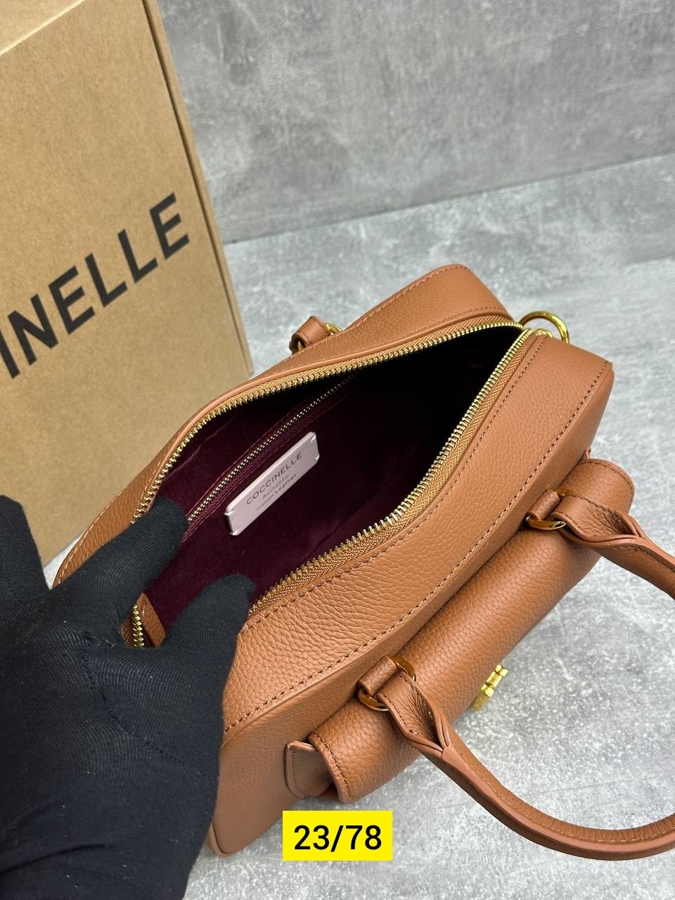 сумка coccinelle,женская сумка,сумка,сумочка из зернистой кожи coccinelle beat soft medium черный,женская кожаная сумка на цепочке coccinelle