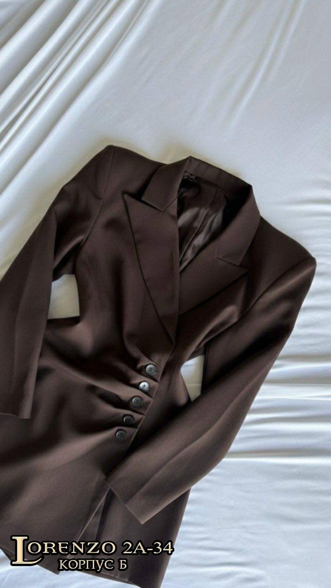 платье пиджак бордовое,малиновое платье пиджак,платье-пиджак,платье пиджак бордо,платье пиджак с ремнем