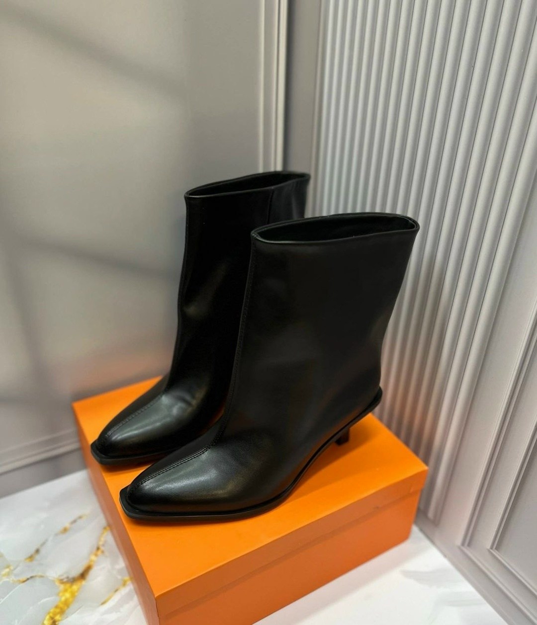 ,ботильоны женские,ботильоны фенди,женская ,женские сапоги