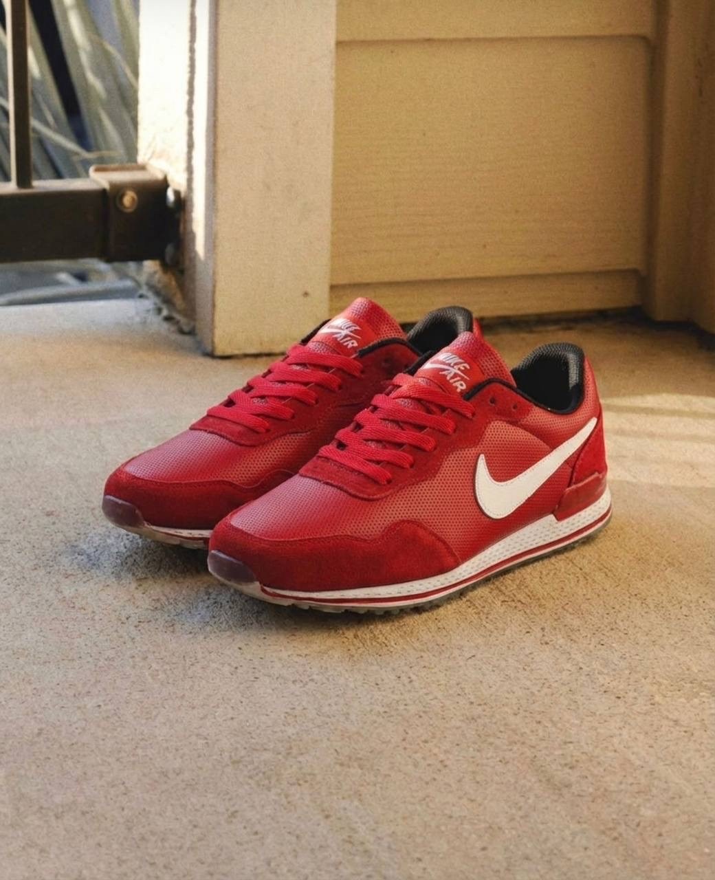 кроссовки nike,кроссовки,nike internationalist,кроссовки красные,nike md runner