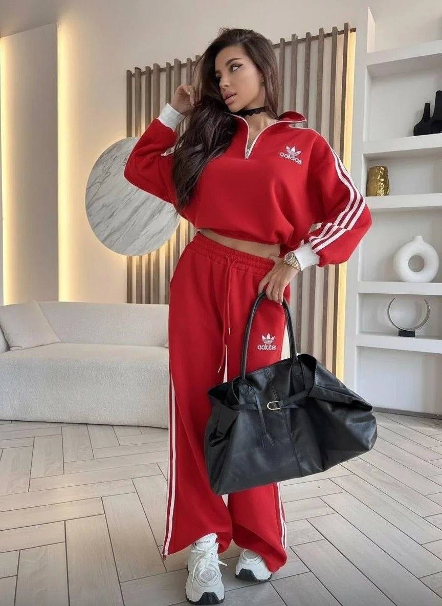 спортивный костюм adidas женский,стильный костюм с лампасами,костюм женский,спортивный костюм,костюм спортивный женский