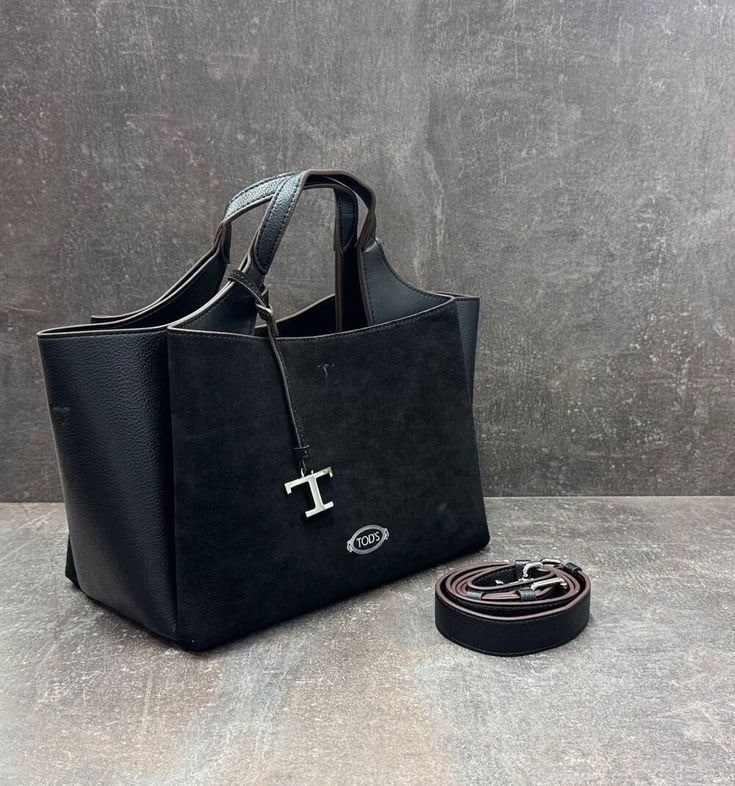 сумка tod's натуральная замша,tod's коричневая замшевая сумка тоут для женщин,брендовые сумки,замшевая сумка,сумка женская замшевая