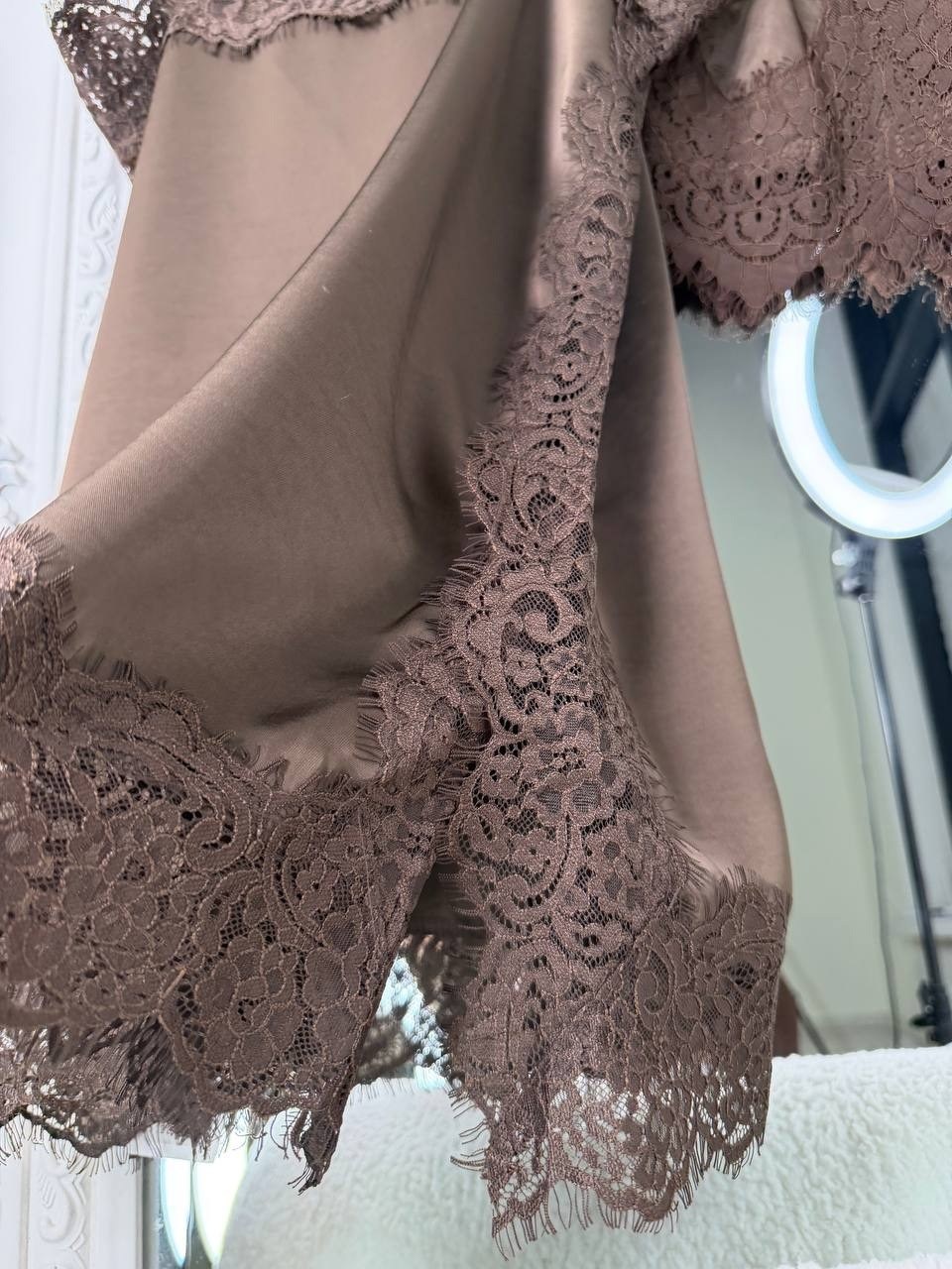 майка с кружевом,шелковый топ с кружевом,топ с кружевом,кружевная майка,майка кружевная топ
