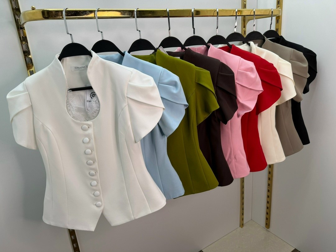 жакет,приталенный пиджак,платье пиджак,женские жилеты,женский пиджак