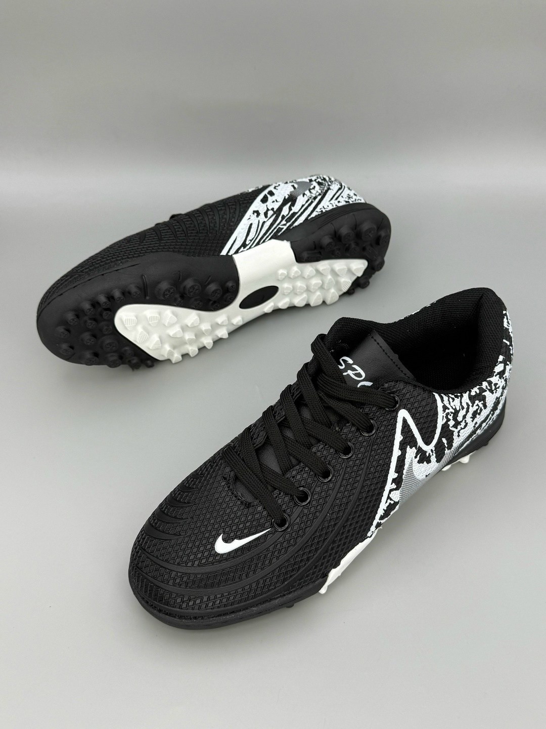 футзалки найк эластико,футбольная бутса,футзалки найк черные,сороконожки футбольные,шиповки футбольные