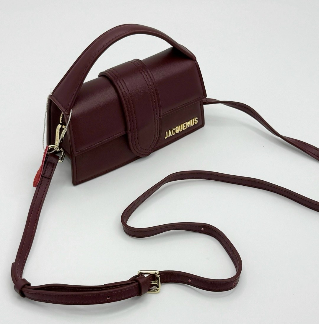 сумка jacquemus,сумка jacquemus le bambino,сумка jacquemus le chiquito,женская сумка jacquemus la bambino из натуральной кожи,сумка через плечо jacquemus