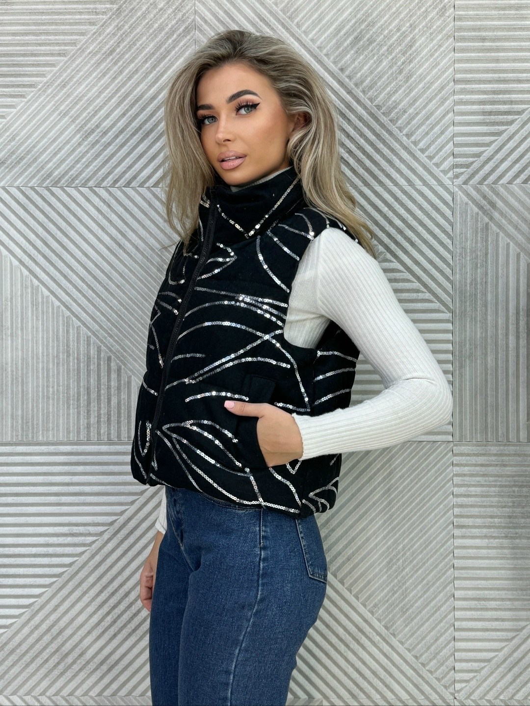 жилет женский двухсторонний,демисезонная жилетка,теплый жилет,жилет женский,жилетка короткая утепленная