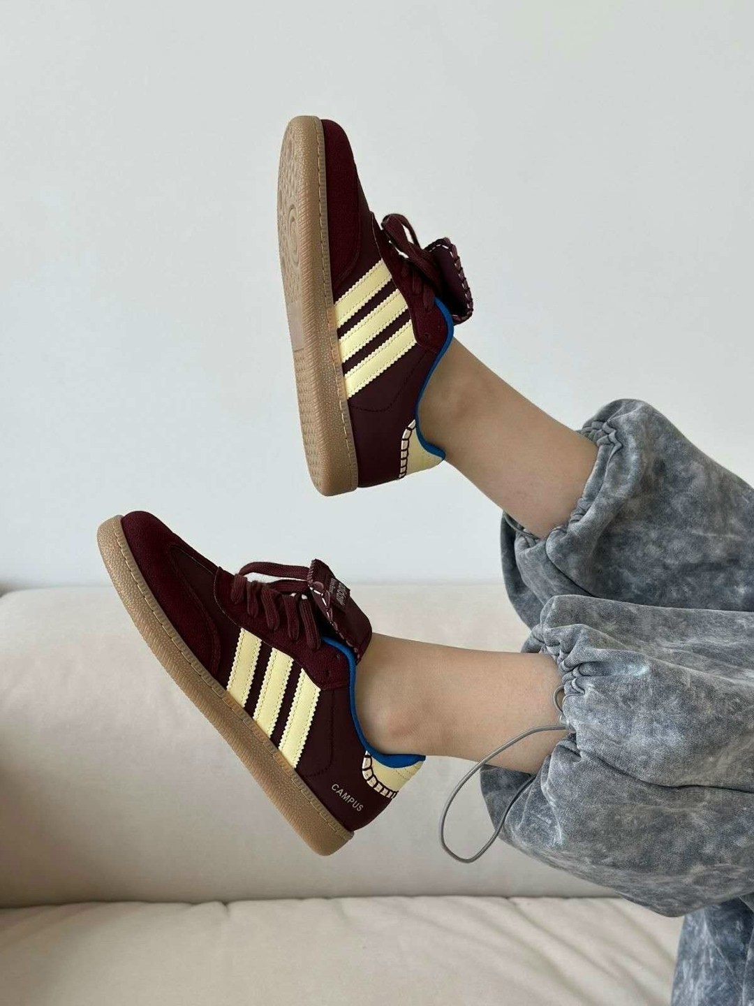 кроссовки adidas spezial,кроссовки adidas samba,,кроссовки женские adidas samba самба бордовые,адидас самба бордовые