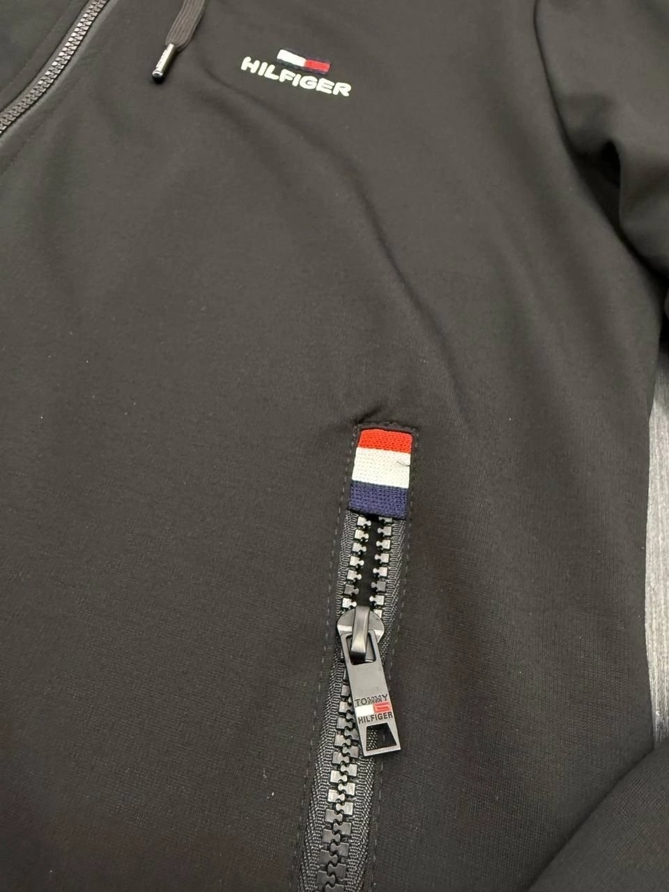 спортивный костюм tommy hilfiger,спортивный костюм томми хилфигер мужские,мужской спортивный костюм на флисе tommy hilfiger,спортивный костюм,спортивный костюм томми хилфигер