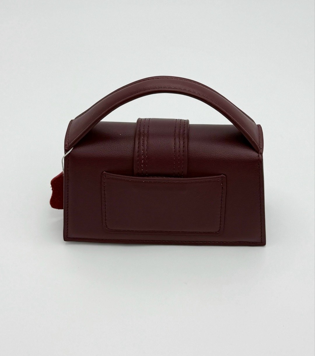 сумка jacquemus,сумка jacquemus le bambino,сумка jacquemus le chiquito,женская сумка jacquemus la bambino из натуральной кожи,сумка через плечо jacquemus