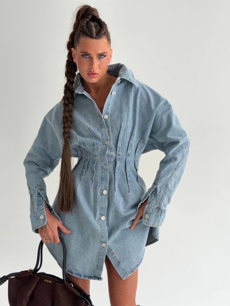 джинсовое платье,джинсовое платье-рубашка,синее джинсовое платье-рубашка в утилитарном стиле levi's,джинсовое платье женское