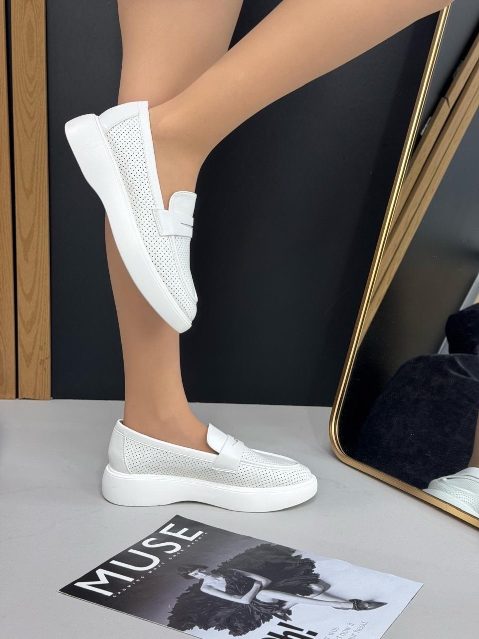 лоферы с перфорацией,,женские мокасины,лоферы женские,лоферы белые