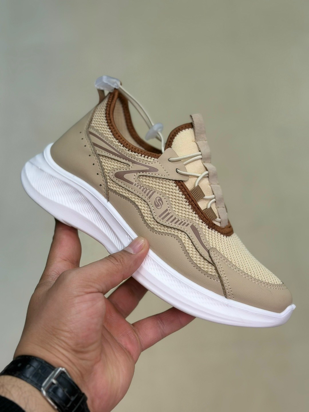 женские кроссовки,,кроссовки для женщин,спортивные кроссовки,кроссовки удобные