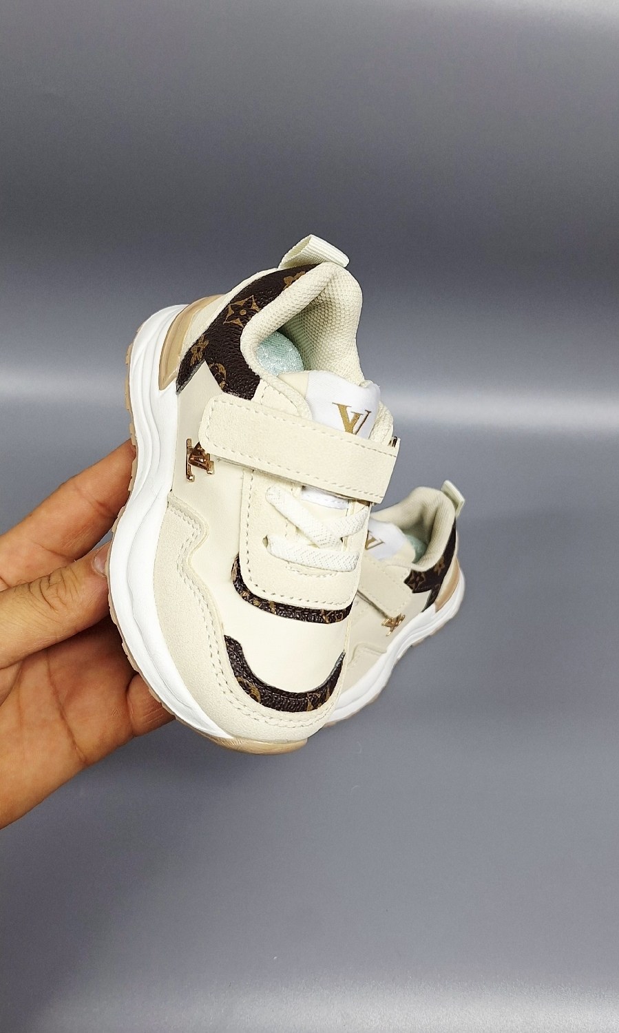 детские кроссовки,,детская ,кроссовка детская,кроссовки для детей