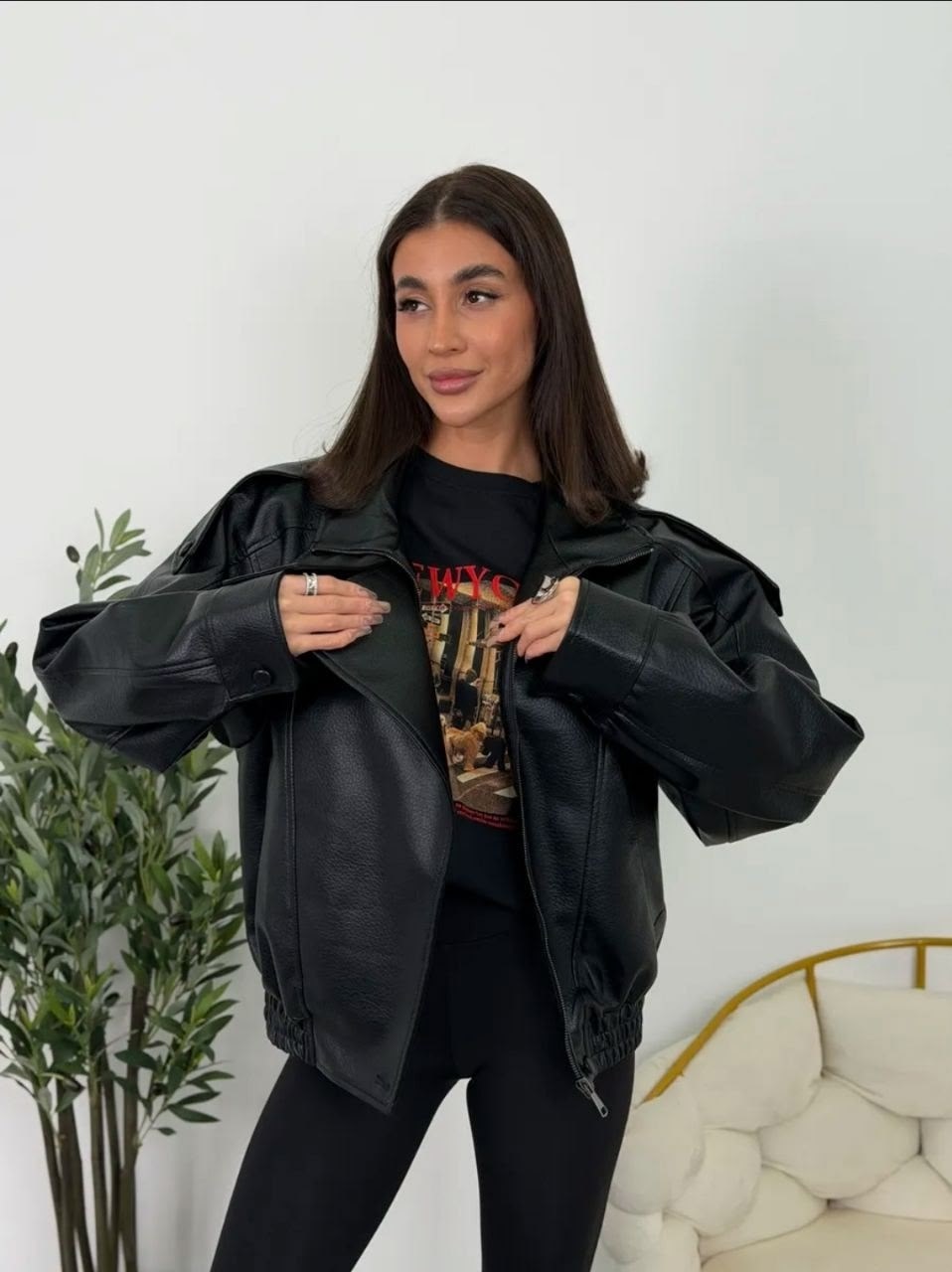 женская куртка кожаная оверсайз короткая okssana firsanova,женская куртка кожаная оверсайз короткая oksana firsanova,косуха куртка кожаная оверсайз демисезонная удлиненная mayberry,кожаная куртка овер