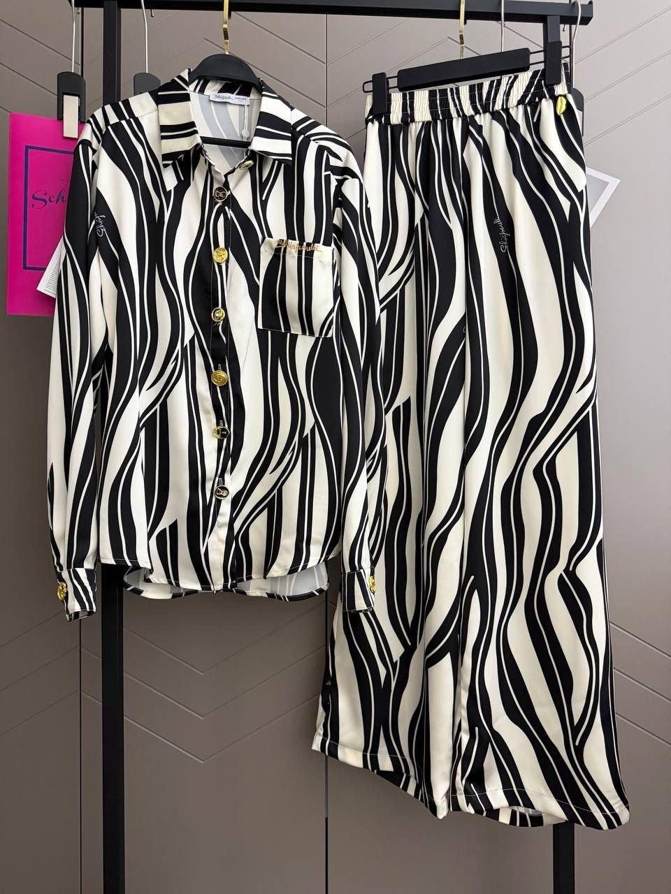 брючный костюм,брючный костюм женский,женский брючный костюм с принтом,костюм с принтом зебра,костюм с принтом