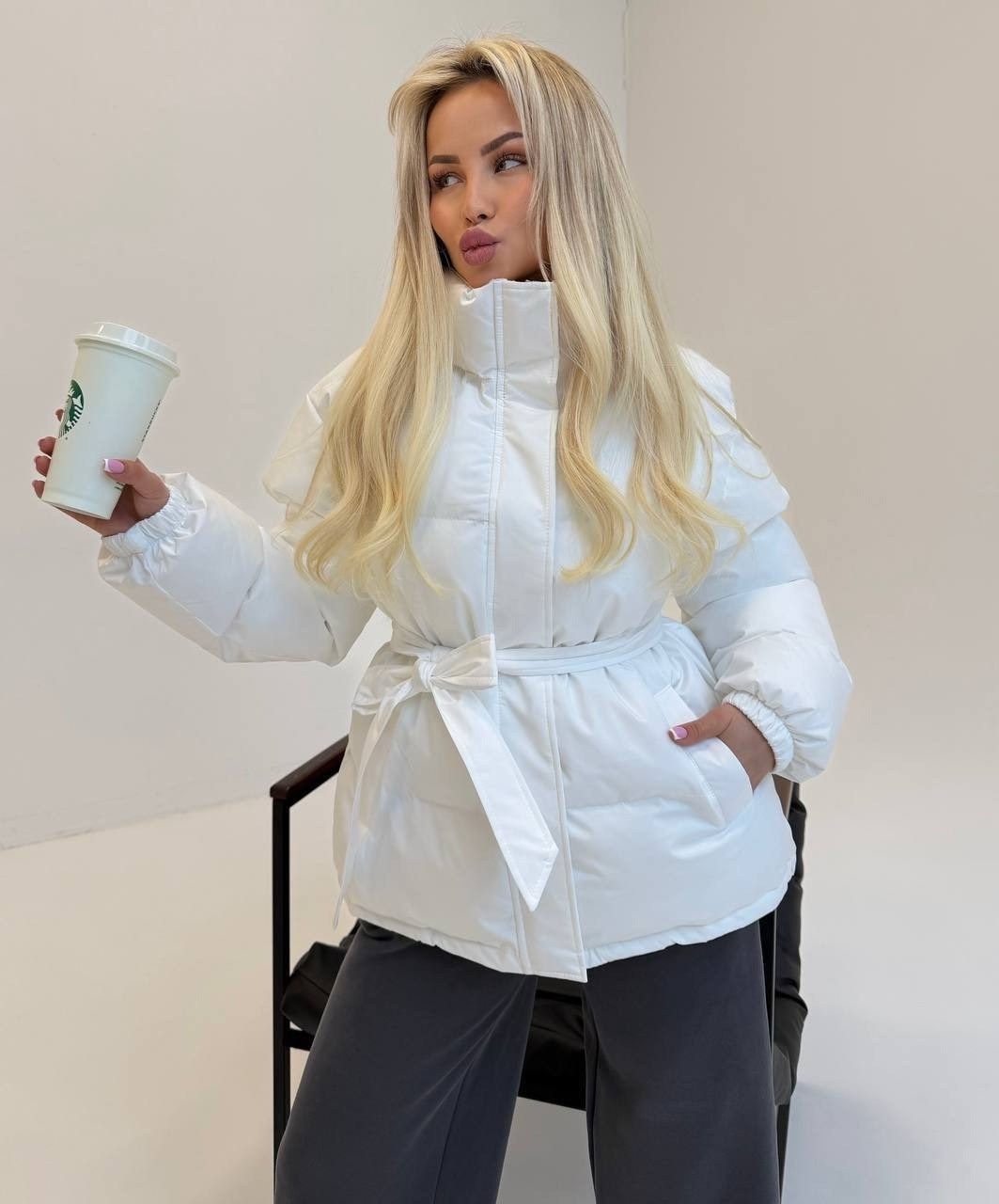 куртка с поясом,белая куртка с поясом,белая куртка,куртка демисезонная женская,куртка женская