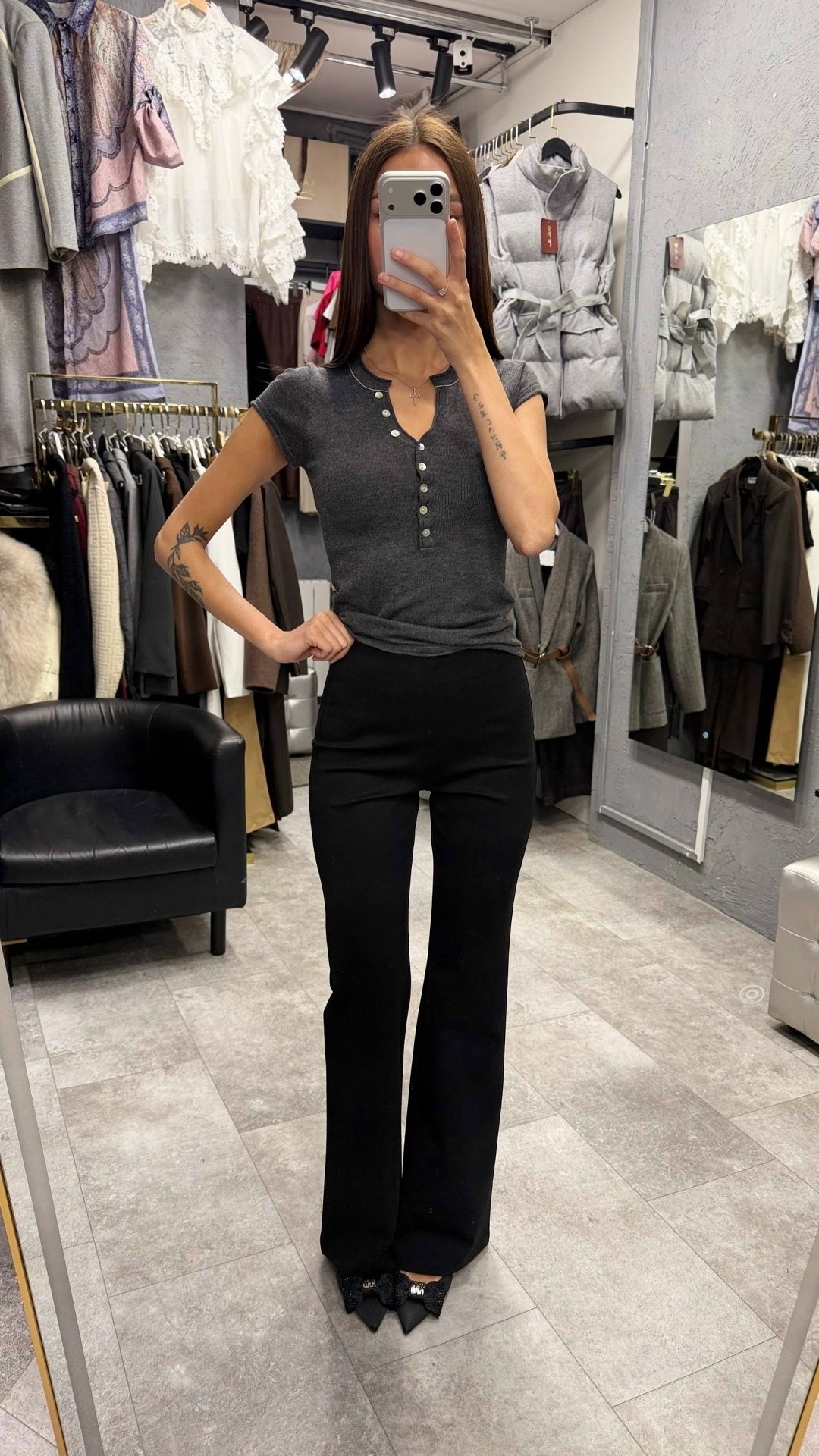 kadın siyah yüksek bel ispanyol paça slim fit pantolon,черные брюки клеш,женские стрейчевые джинсы клёш,стильные женские брюки клеш