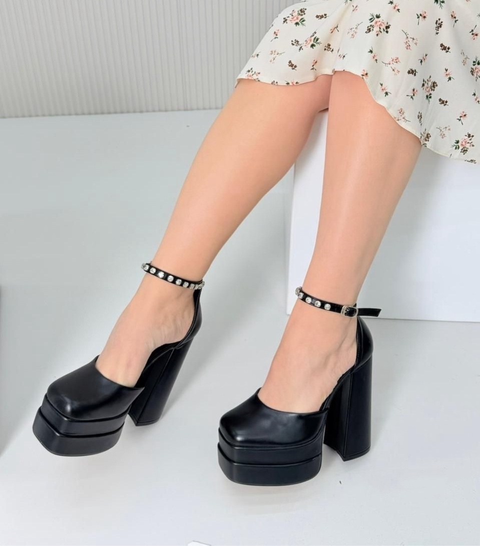 туфли на платформе,туфли на высоких каблуках,туфли на платформе на каблуке, на высоком каблуке,необычные босоножки