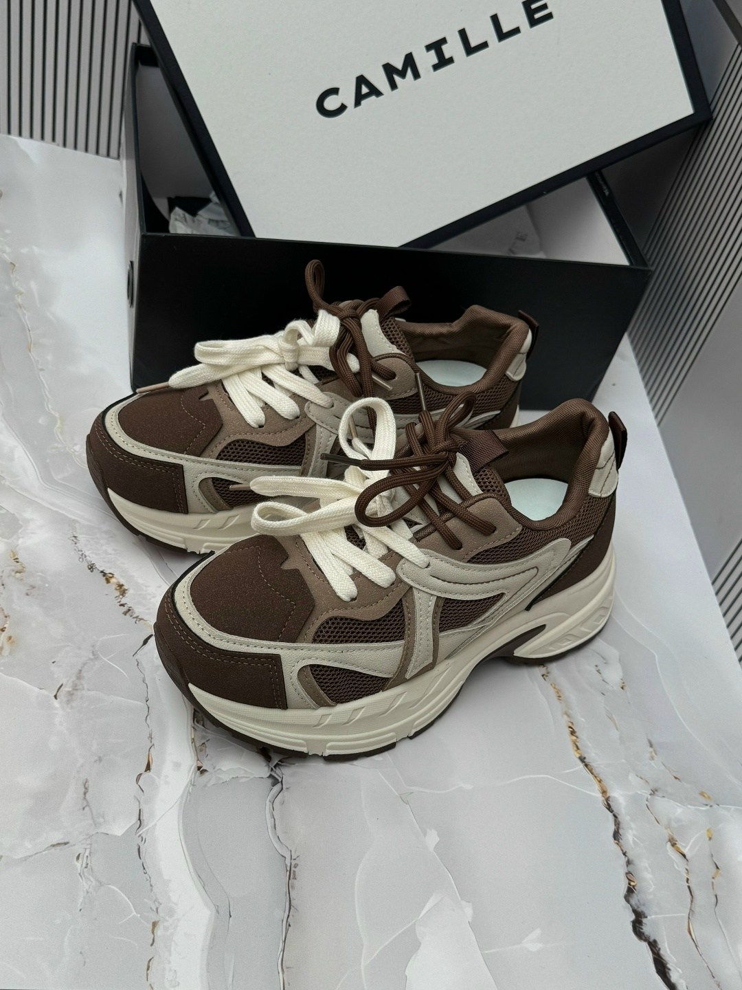 кроссовки женские,,массивные кроссовки,повседневные кроссовки,модные кроссовки