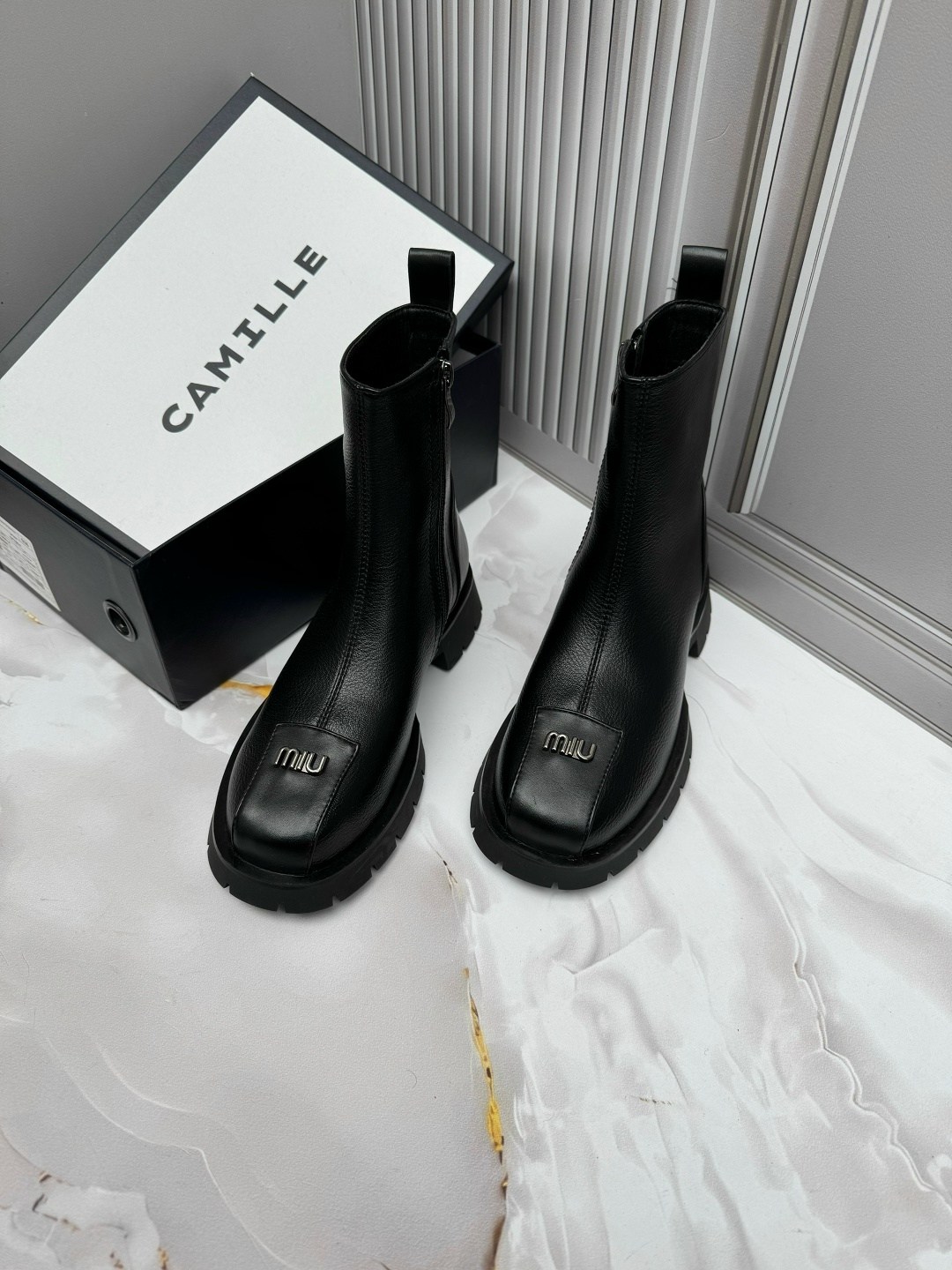 ботинки celine,,женские ботинки,женские ботинки челси,полусапоги