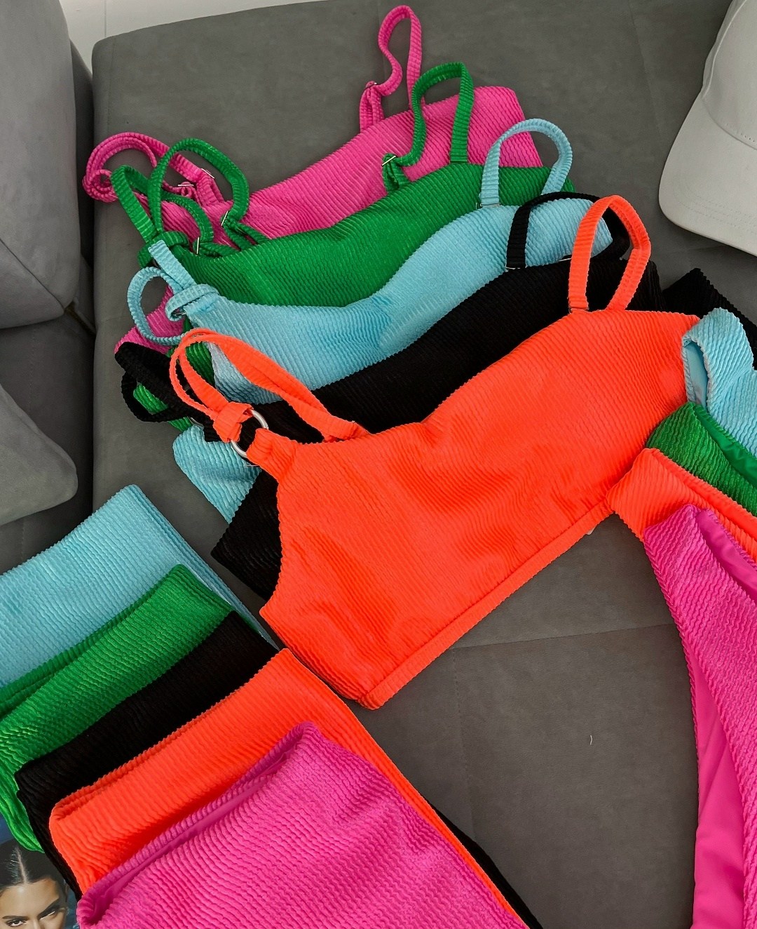 купальник женские,купальник женский раздельные,раздельные купальник,купальник яркий,купальник