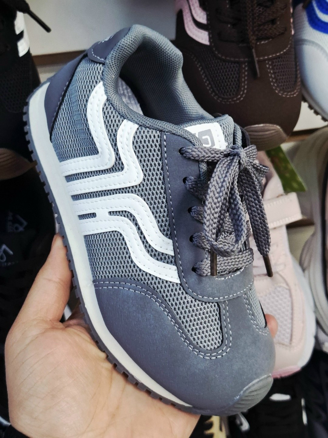 ,кроссовки мальчику,детские кроссовки,кроссовка,спортивная