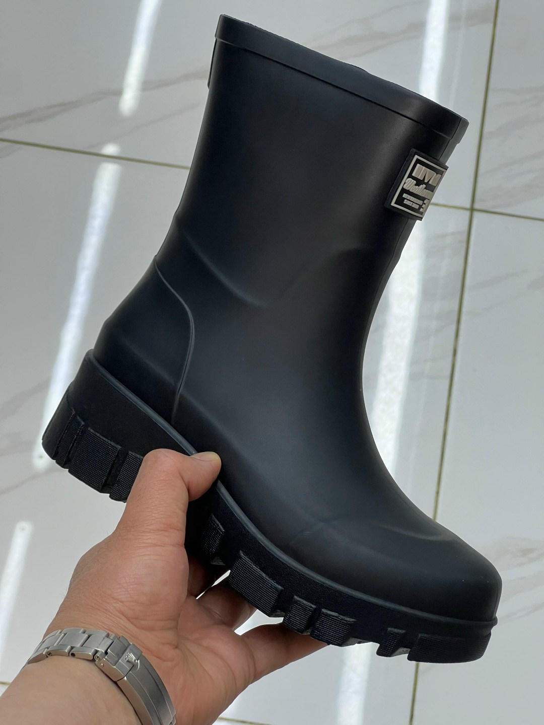 сапоги резиновые,,женские резиновые сапоги,резиновые сапоги женские водонепроницаемые,резиновые полусапоги