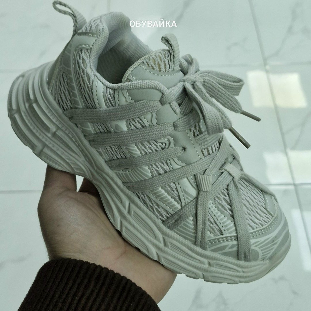 кроссовки,женские кроссовки,массивные кроссовки,черные кроссовки,модные кроссовки