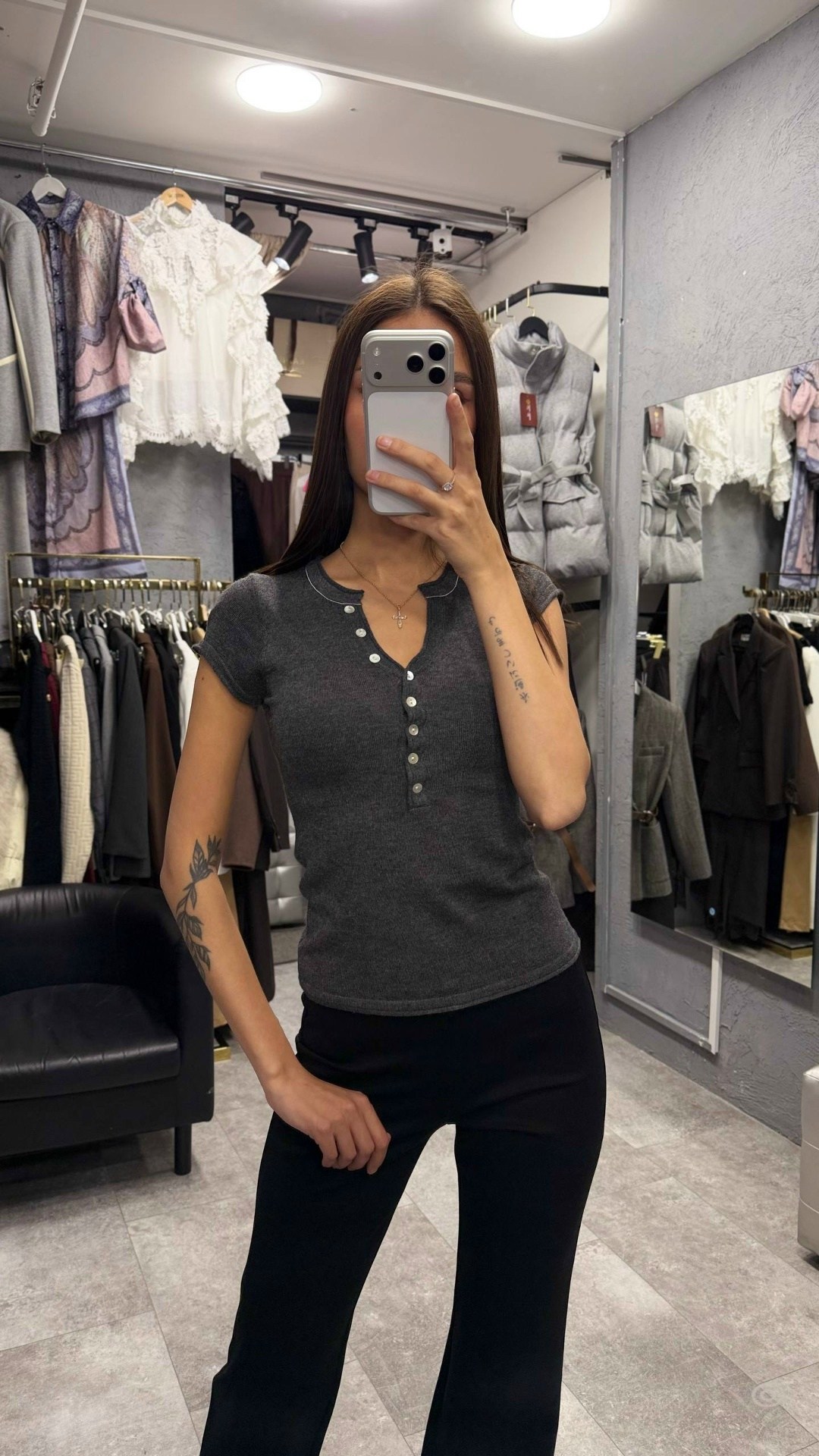 kadın siyah yüksek bel ispanyol paça slim fit pantolon,черные брюки клеш,женские стрейчевые джинсы клёш,стильные женские брюки клеш