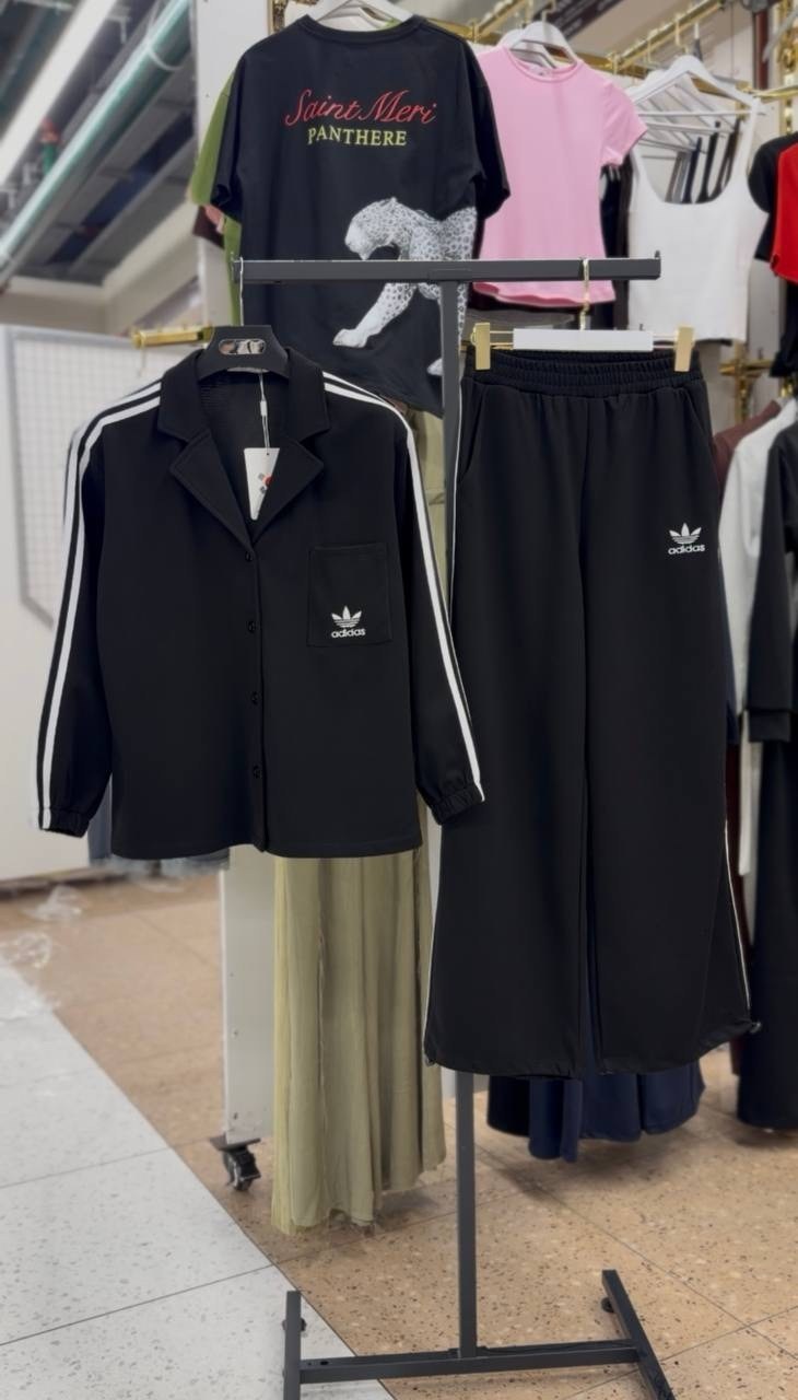 костюм спортивный adidas,костюм спортивный adidas originals,костюм спортивный,спортивные костюмы адидас,комплект спортивного костюма