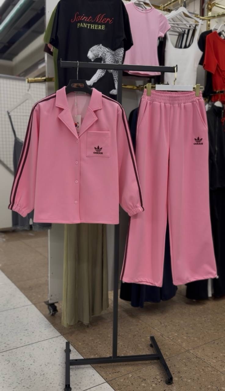 костюм спортивный adidas,костюм спортивный adidas originals,костюм спортивный,спортивные костюмы адидас,комплект спортивного костюма