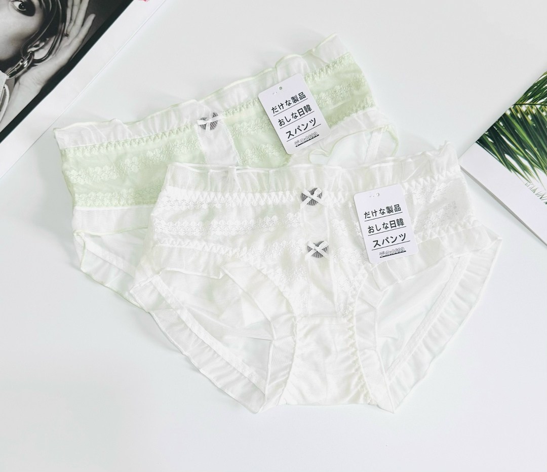 парное нижнее белье,хлопковое нижнее белье,трусики женские кружевные,трусики с оборками,кружевное нижнее белье
