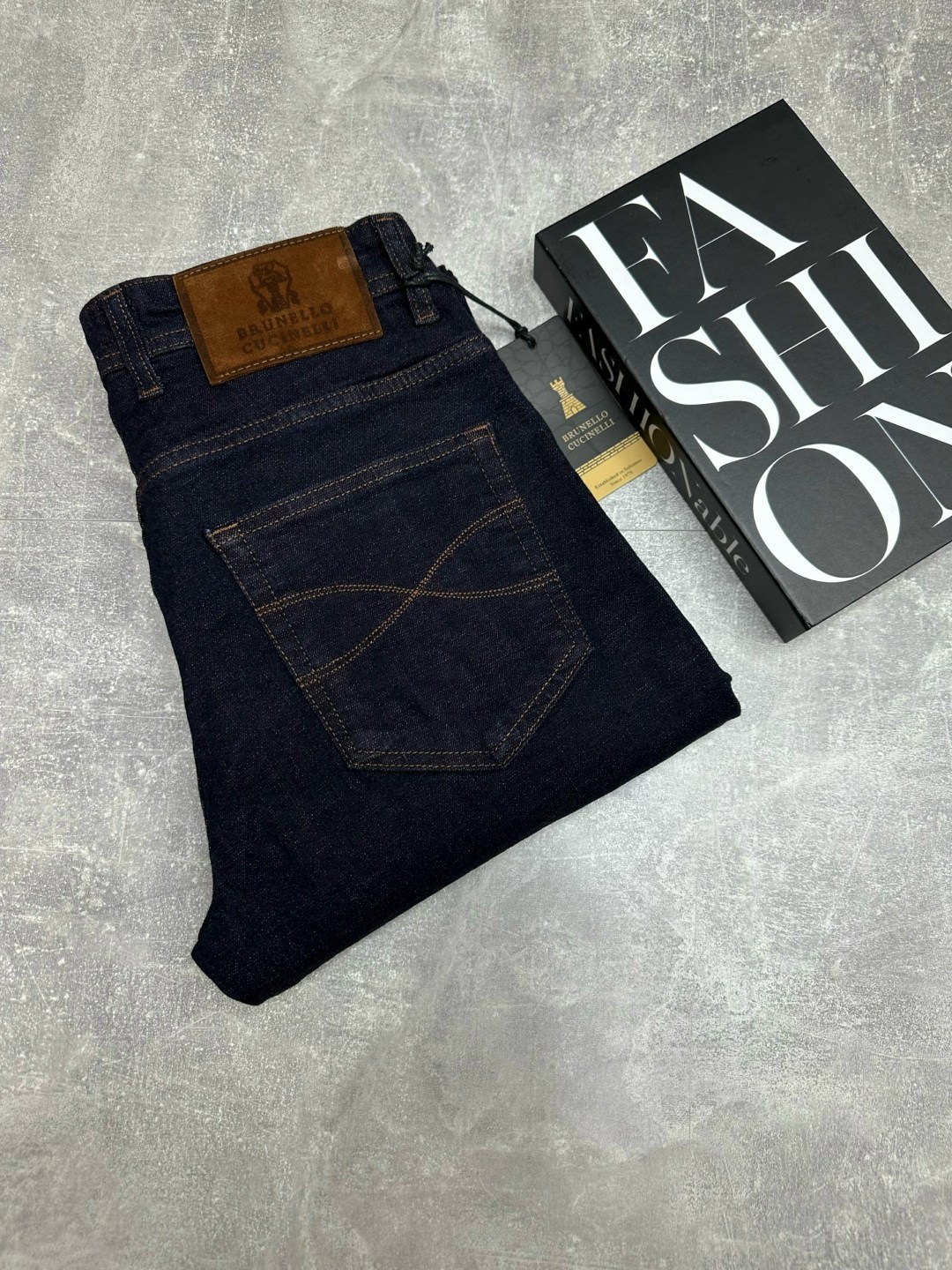 мужские джинсы,джинсы для мужчин,джинсы,джинсы зауженные,джинсы темные