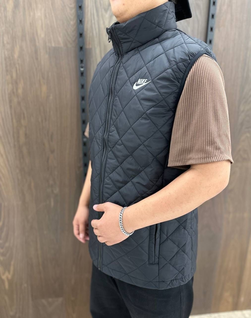 жилетка nike,жилетка nike мужская,жилет nike,жилет nike sportswear therma-fit tech,жилетка мужская