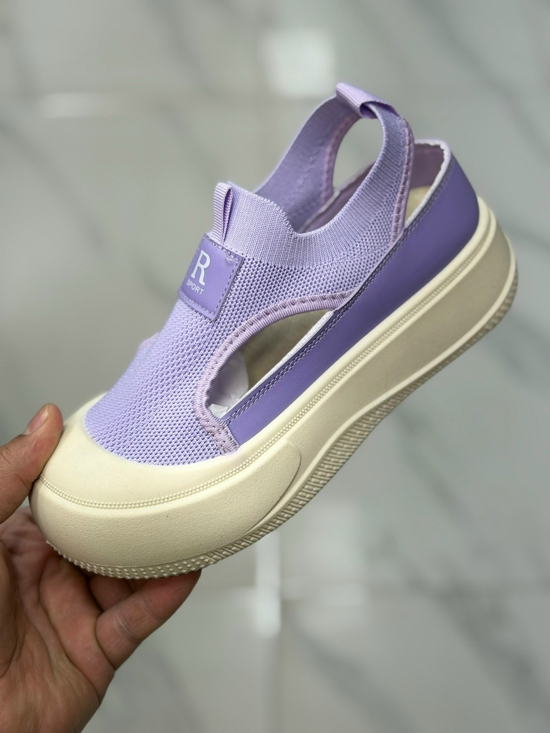 ,женская ,женские босоножки,женские кроссовки,повседневная