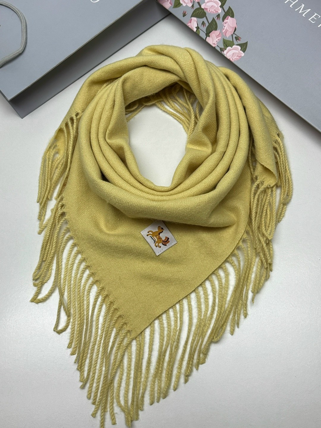 шарф платок,платок женский 100*100 см арт. 1519786,платок кашемировый,платки тёплые,платки шейный платок