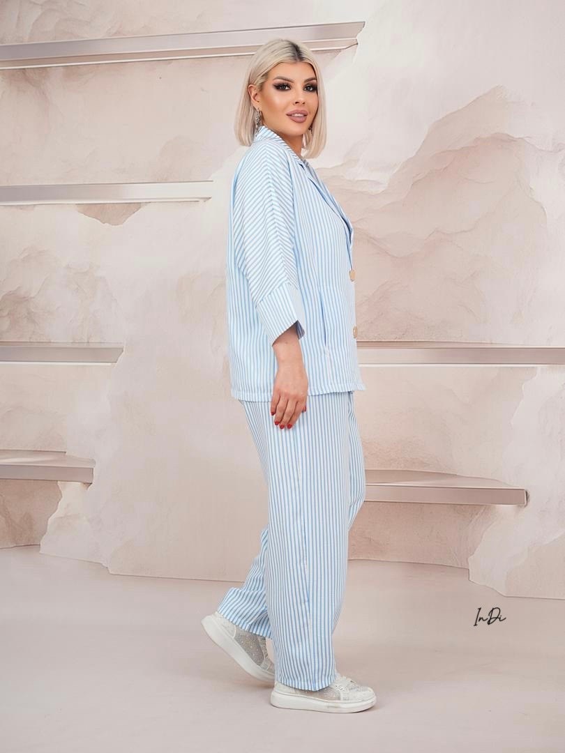 брючный костюм,костюм женский брючный,костюм брючный женский стильный,брючный костюм в полоску,брючные костюмы для женщин